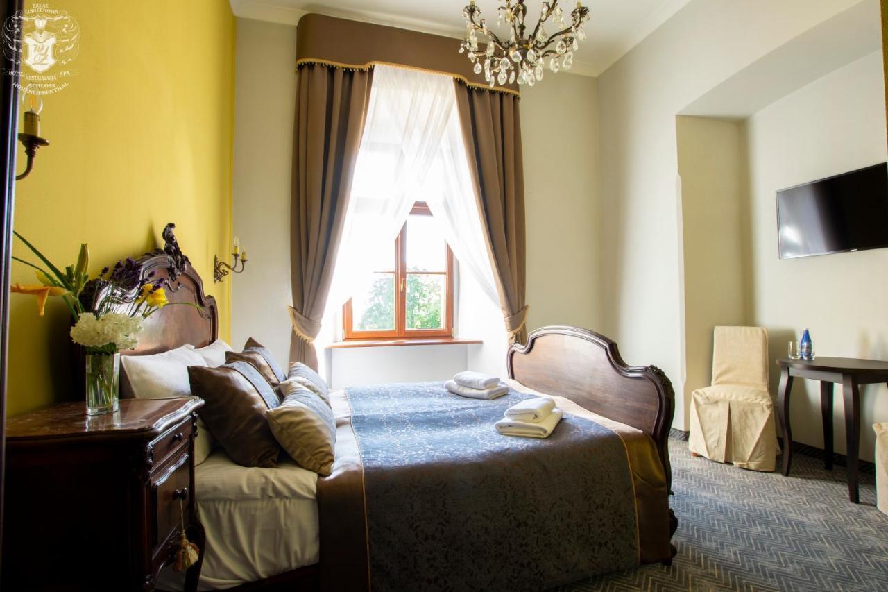 Palac Lubiechowa-Jelenia Gora- Riesengebirge Εξωτερικό φωτογραφία