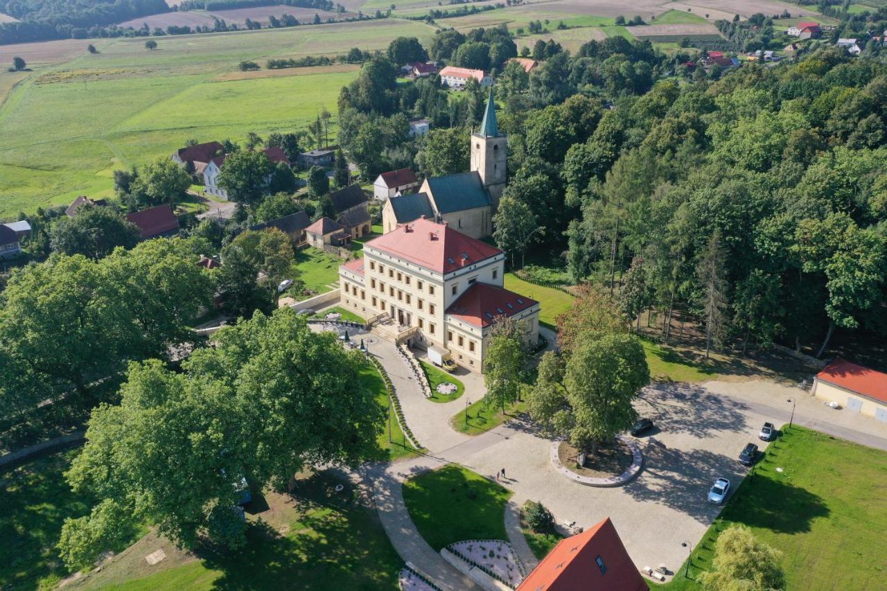 Palac Lubiechowa-Jelenia Gora- Riesengebirge Εξωτερικό φωτογραφία