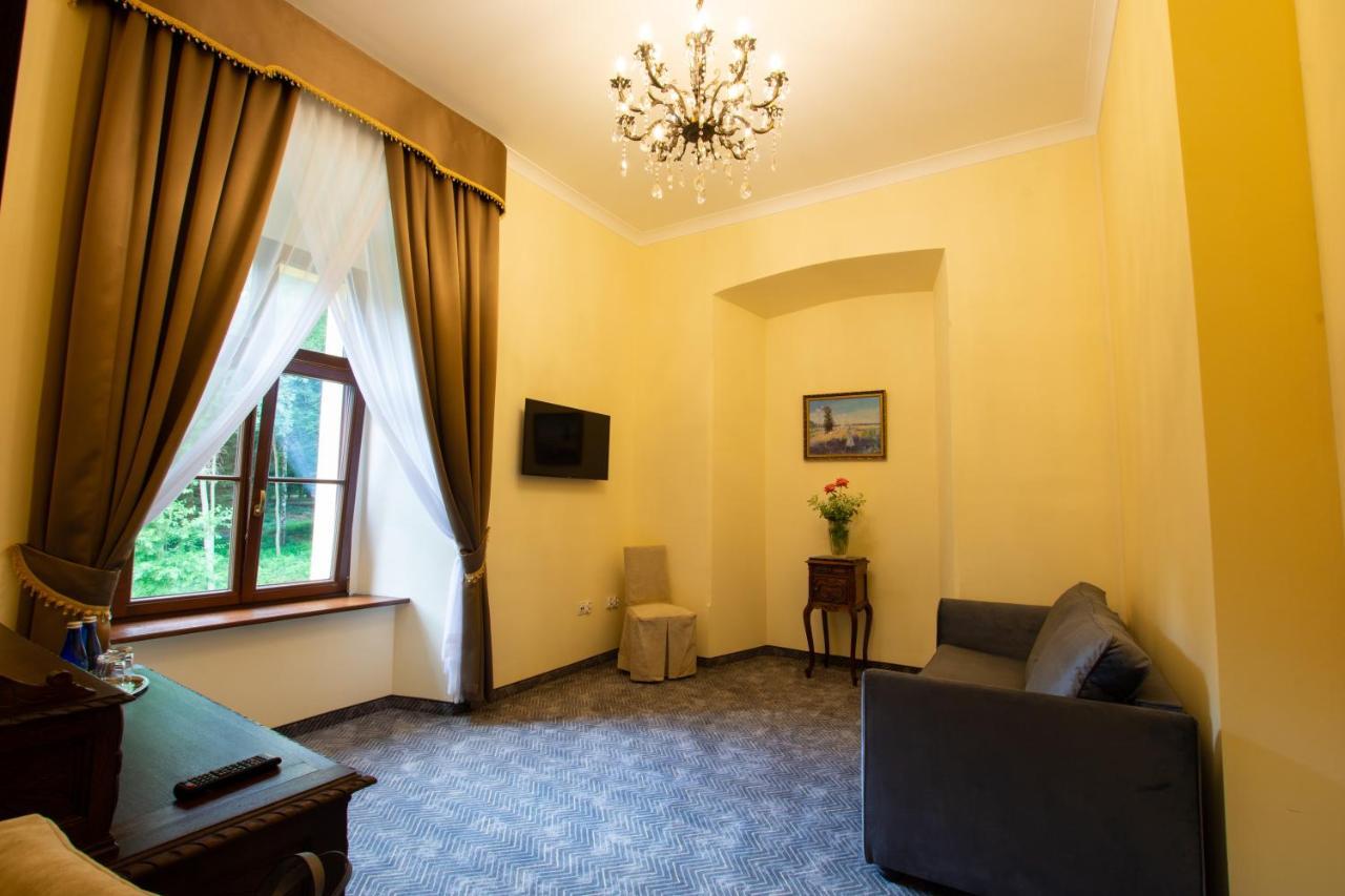 Palac Lubiechowa-Jelenia Gora- Riesengebirge Εξωτερικό φωτογραφία